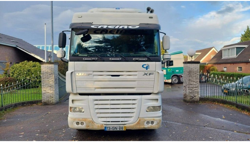 DAF XF 105.410 - شاحنة جرار: صور 5 DAF XF 105.410 - شاحنة جرار: صور 5
