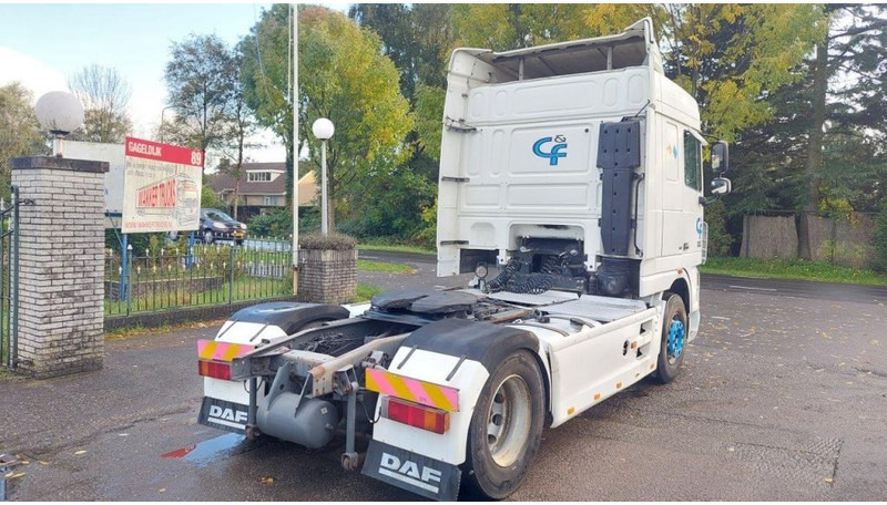 DAF XF 105.410 - شاحنة جرار: صور 3 DAF XF 105.410 - شاحنة جرار: صور 3