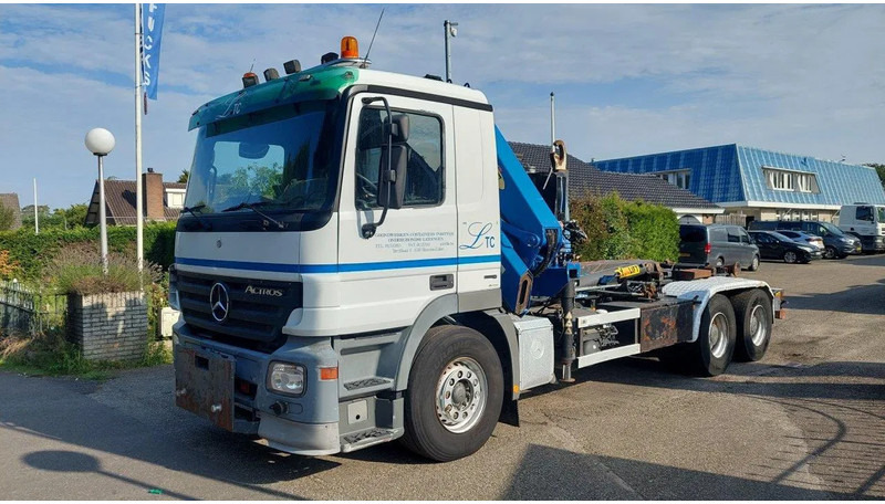 Mercedes-Benz Actros 2641 EPS 3 pedal 6x4 Container crane - شاحنة كرين: صور 1 Mercedes-Benz Actros 2641 EPS 3 pedal 6x4 Container crane - شاحنة كرين: صور 1