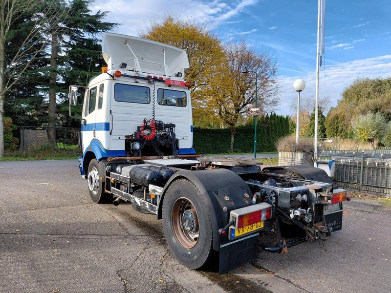 Mercedes-Benz SK 1927 NL Truckhead - شاحنة جرار: صور 4 Mercedes-Benz SK 1927 NL Truckhead - شاحنة جرار: صور 4