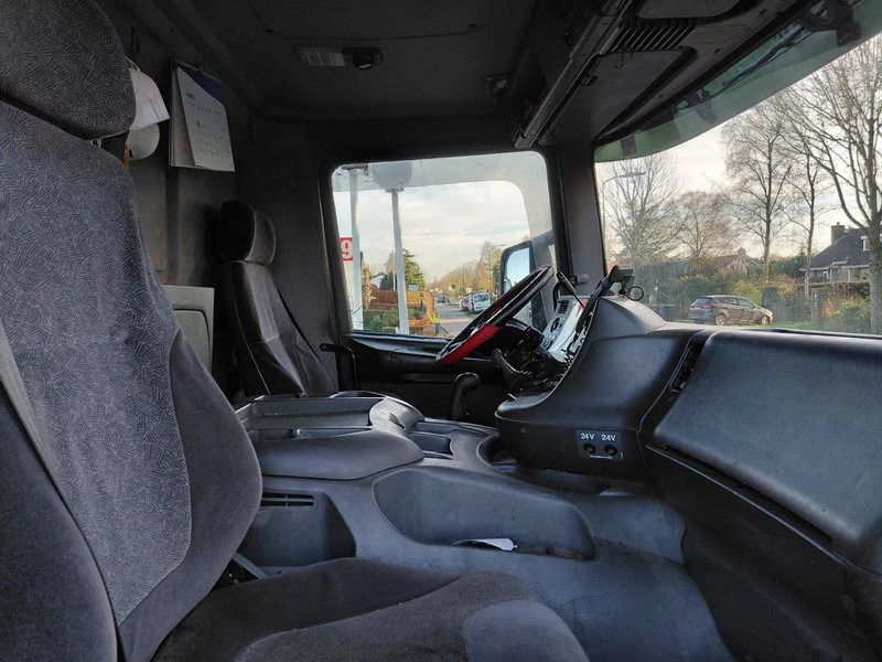 Scania P114-340 114G 340 BIG AXLE FULL STEEL SPRING 3+3 MANUAL GEARBOX - شاحنات مسطحة: صور 4 Scania P114-340 114G 340 BIG AXLE FULL STEEL SPRING 3+3 MANUAL GEARBOX - شاحنات مسطحة: صور 4