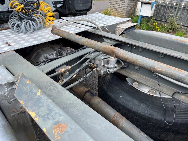 شاحنة جرار Volvo FL 10.320 4X2 TRUCKHEAD FULL STEEL SUSPENSION: صور 12 شاحنة جرار Volvo FL 10.320 4X2 TRUCKHEAD FULL STEEL SUSPENSION: صور 12