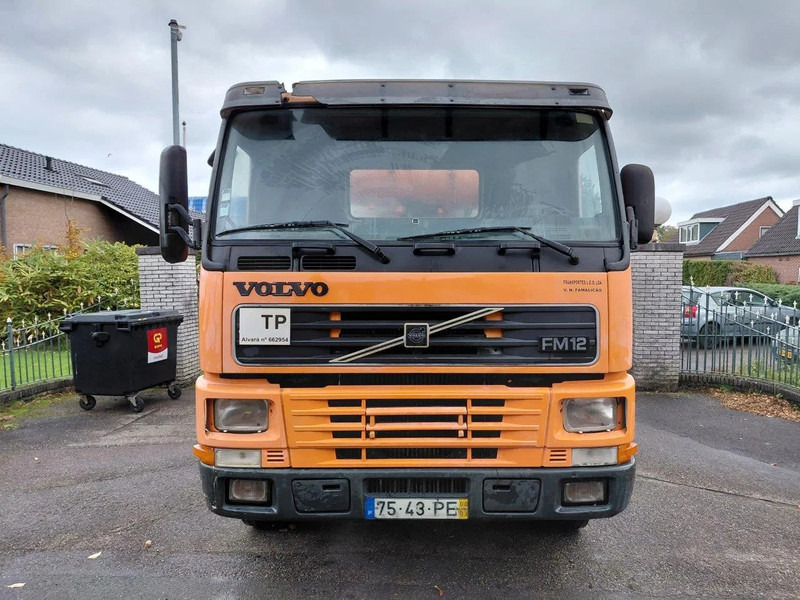 Volvo FM 12 8x4 Mixer Steel - شاحنة خلاطة خرسانة: صور 5 Volvo FM 12 8x4 Mixer Steel - شاحنة خلاطة خرسانة: صور 5