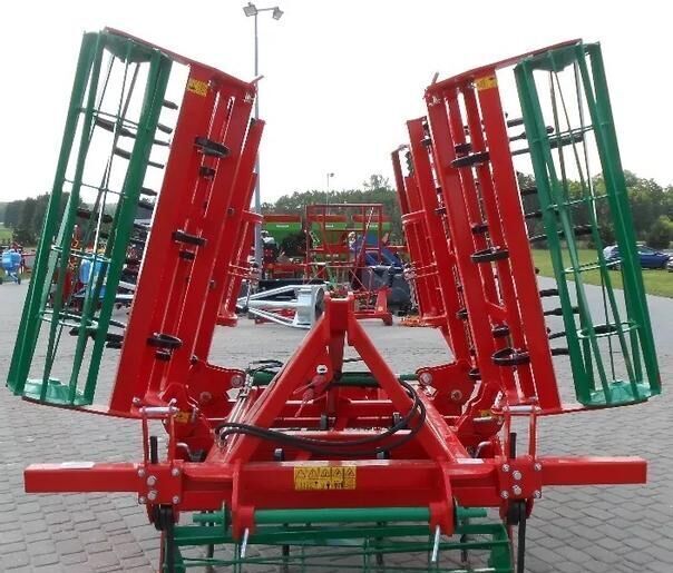 AGRO-MASZ Agregado de cultivo Agro-Masz 4.2 m - مسلفة: صور 1 AGRO-MASZ Agregado de cultivo Agro-Masz 4.2 m - مسلفة: صور 1