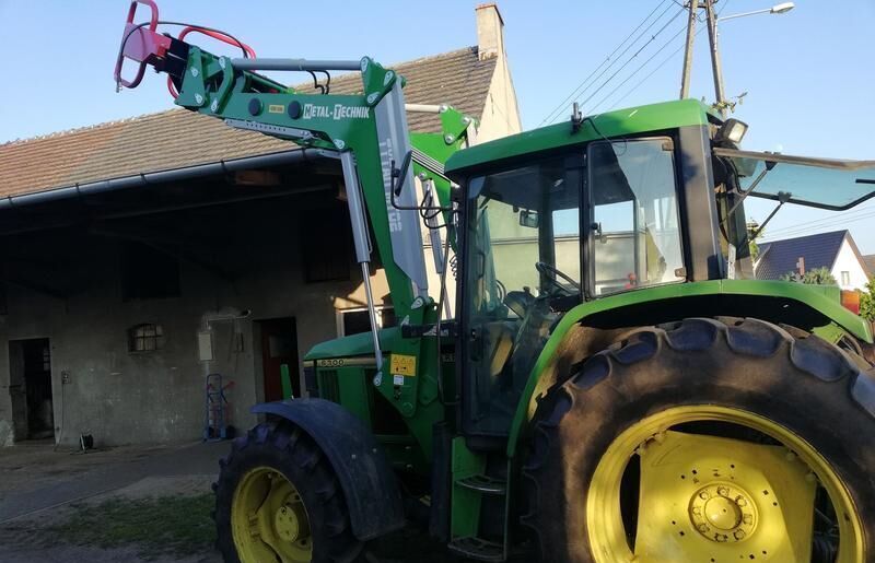Metal-Technik Ładowacz czołowy do John Deere MT-03 - لوادر وحفارات أمامية - جرار: صور 1 Metal-Technik Ładowacz czołowy do John Deere MT-03 - لوادر وحفارات أمامية - جرار: صور 1