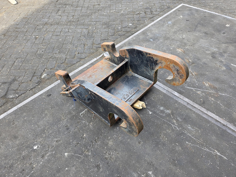 Adaptor plate cw55s verachtert kopplaat cw55s verachtert eurosteel - وصلة الربط للمعدات المعلقة - آلات البناء: صور 4 Adaptor plate cw55s verachtert kopplaat cw55s verachtert eurosteel - وصلة الربط للمعدات المعلقة - آلات البناء: صور 4