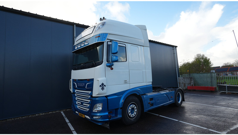 DAF XF 480 SSC EURO 6 897.200KM - شاحنة جرار: صور 3 DAF XF 480 SSC EURO 6 897.200KM - شاحنة جرار: صور 3