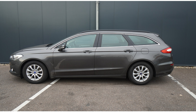 Ford Mondeo WAGON 1.5 TDCi TREND LEASE EDITION - حافلة صغيرة, ميكروباص: صور 1 Ford Mondeo WAGON 1.5 TDCi TREND LEASE EDITION - حافلة صغيرة, ميكروباص: صور 1