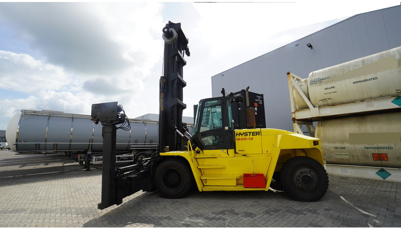 Hyster H16.00XM-12 WITH CONTAINER SYSTEM - آلات البناء: صور 1 Hyster H16.00XM-12 WITH CONTAINER SYSTEM - آلات البناء: صور 1