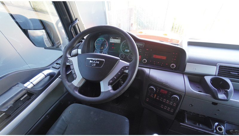 MAN TGX 33.480 6X4 EURO 5 MANUAL GEARBOX - شاحنة جرار: صور 5 MAN TGX 33.480 6X4 EURO 5 MANUAL GEARBOX - شاحنة جرار: صور 5