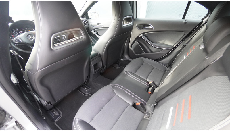Mercedes-Benz A180d EURO6 - حافلة صغيرة, ميكروباص: صور 5 Mercedes-Benz A180d EURO6 - حافلة صغيرة, ميكروباص: صور 5