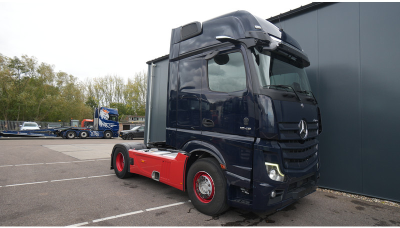 Mercedes-Benz ACTROS 1945 GIGASPACE 713.000KM - شاحنة جرار: صور 4 Mercedes-Benz ACTROS 1945 GIGASPACE 713.000KM - شاحنة جرار: صور 4