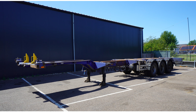 Pacton 3 AXLE CONTAINER TRANSPORT TRAILER EXTENDABLE 45 FT - شاحنات الحاويات / جسم علوي قابل للتغيير نصف مقطورة: صور 2 Pacton 3 AXLE CONTAINER TRANSPORT TRAILER EXTENDABLE 45 FT - شاحنات الحاويات / جسم علوي قابل للتغيير نصف مقطورة: صور 2