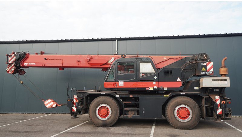 Tadano-Faun GR-300EX WITH JIB 4X4X4 ROUGH TERRAIN CRANE - شاحنة كرين: صور 1 Tadano-Faun GR-300EX WITH JIB 4X4X4 ROUGH TERRAIN CRANE - شاحنة كرين: صور 1