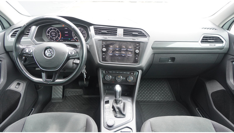 Volkswagen Tiguan 2.0 TDI R LINE 4MOTION - حافلة صغيرة, ميكروباص: صور 5 Volkswagen Tiguan 2.0 TDI R LINE 4MOTION - حافلة صغيرة, ميكروباص: صور 5