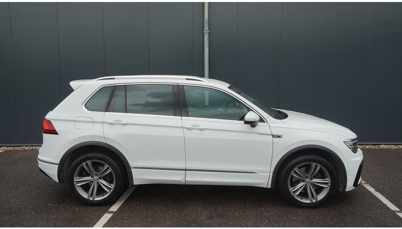 Volkswagen Tiguan 2.0 TDI R LINE 4MOTION - حافلة صغيرة, ميكروباص: صور 2 Volkswagen Tiguan 2.0 TDI R LINE 4MOTION - حافلة صغيرة, ميكروباص: صور 2
