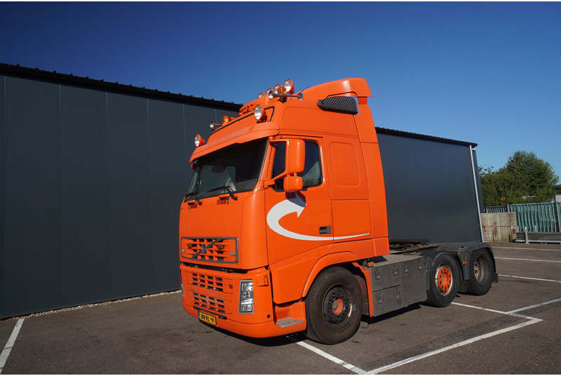 Volvo FH 12/500 6X2 EURO 3 - شاحنة جرار: صور 3 Volvo FH 12/500 6X2 EURO 3 - شاحنة جرار: صور 3
