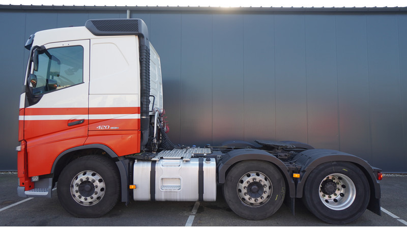 Volvo FH 420 ADR 6X2 EURO 6 - شاحنة جرار: صور 1 Volvo FH 420 ADR 6X2 EURO 6 - شاحنة جرار: صور 1