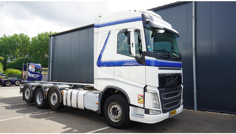 Volvo FH 460 8X2 20 FT CONTAINER TRANSPORT TRUCK - شاحنات الحاويات / جسم علوي قابل للتغيير شاحنة: صور 4 Volvo FH 460 8X2 20 FT CONTAINER TRANSPORT TRUCK - شاحنات الحاويات / جسم علوي قابل للتغيير شاحنة: صور 4