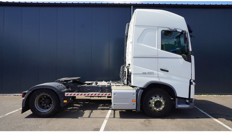 Volvo FH420 4X2 ADR EURO6 - شاحنة جرار: صور 5 Volvo FH420 4X2 ADR EURO6 - شاحنة جرار: صور 5