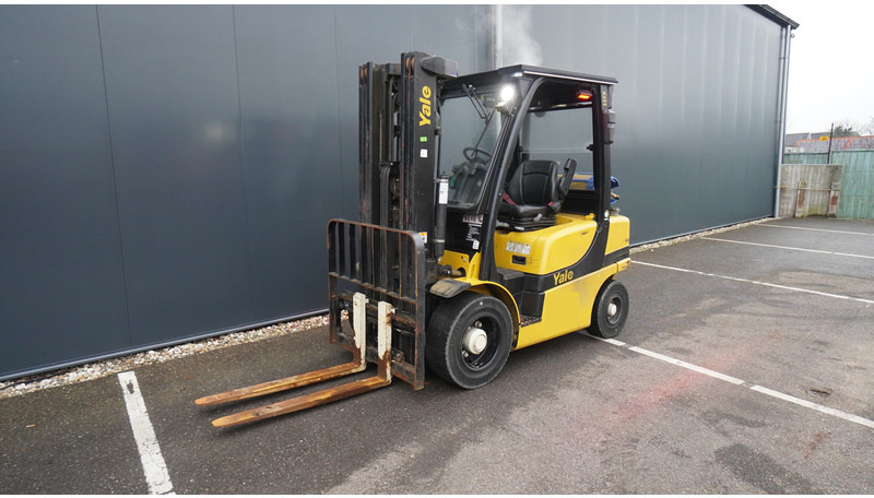 Yale GLP25VX E2170 LPG FORKLIFT TRIPLEX - آلات البناء: صور 4 Yale GLP25VX E2170 LPG FORKLIFT TRIPLEX - آلات البناء: صور 4