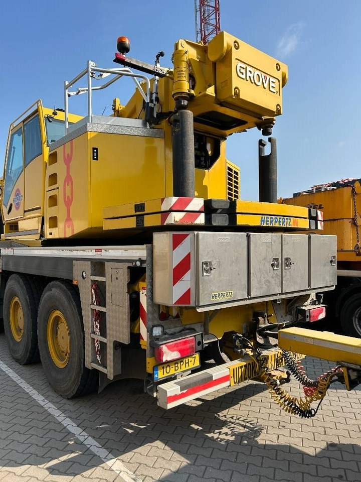 Grove GMK 4100L-1 - رافعة لجميع التضاريس: صور 3 Grove GMK 4100L-1 - رافعة لجميع التضاريس: صور 3