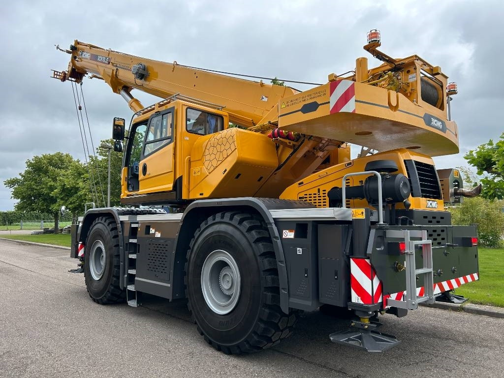 XCMG XCR70_E - موبايل كرين: صور 2 XCMG XCR70_E - موبايل كرين: صور 2