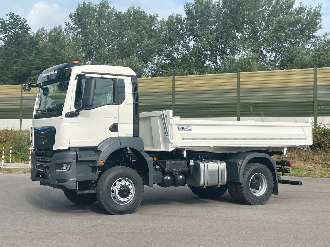 MAN TGS 18.400 TG3 4x4 Euro6e 3-Seiten-Kippe Euromix MAN TGS 18.400 TG3 4x4 Euro6e 3-Seiten-Kippe Euromix - قلابات: صور 1 MAN TGS 18.400 TG3 4x4 Euro6e 3-Seiten-Kippe Euromix MAN TGS 18.400 TG3 4x4 Euro6e 3-Seiten-Kippe Euromix - قلابات: صور 1