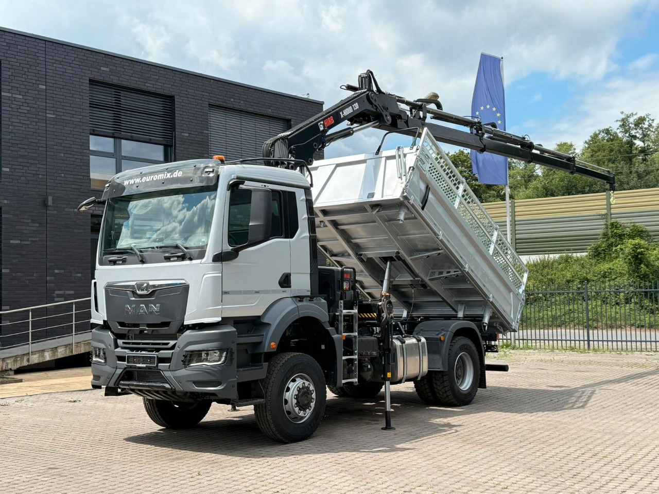 MAN TGS 18.400 TG3 4x4 Euro6e Hiab X-HiDuo 138DS-4 - قلابات, شاحنة كرين: صور 2 MAN TGS 18.400 TG3 4x4 Euro6e Hiab X-HiDuo 138DS-4 - قلابات, شاحنة كرين: صور 2