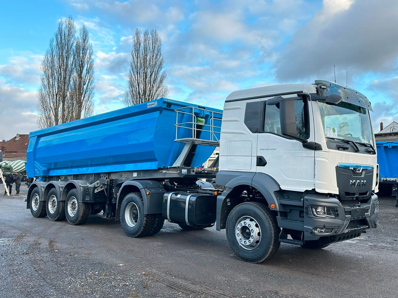 MAN TGS 22.440 4x2 Euro 2 EuromixMTP Kipper 27m³ MAN TGS 22.440 4x2 Euro 2 EuromixMTP Kipper 27m³ - شاحنة جرار: صور 1 MAN TGS 22.440 4x2 Euro 2 EuromixMTP Kipper 27m³ MAN TGS 22.440 4x2 Euro 2 EuromixMTP Kipper 27m³ - شاحنة جرار: صور 1