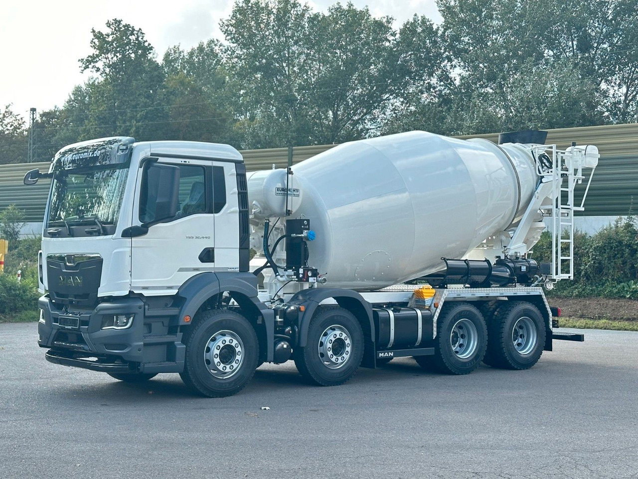 MAN TGS 32.440 8x4 / Euromix MTP EM 9 L - شاحنة خلاطة خرسانة: صور 1 MAN TGS 32.440 8x4 / Euromix MTP EM 9 L - شاحنة خلاطة خرسانة: صور 1