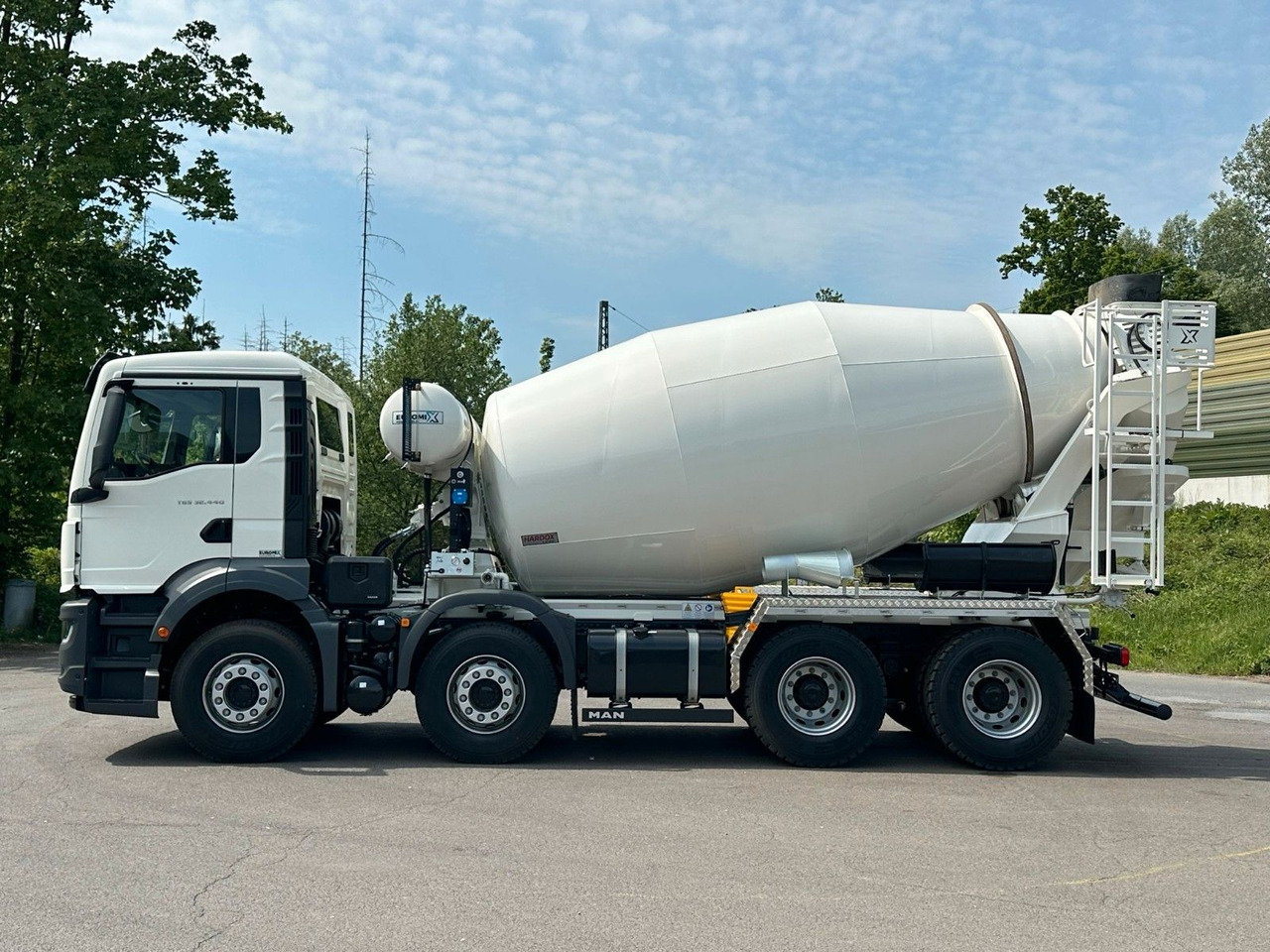 MAN TGS 32.440 8x4 / Euromix MTP EM 9 L - شاحنة خلاطة خرسانة: صور 4 MAN TGS 32.440 8x4 / Euromix MTP EM 9 L - شاحنة خلاطة خرسانة: صور 4