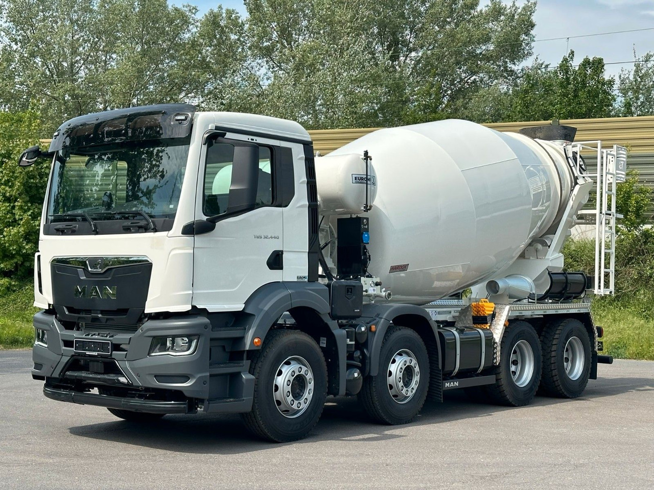 MAN TGS 32.440 8x4 / Euromix MTP EM 9 L - شاحنة خلاطة خرسانة: صور 1 MAN TGS 32.440 8x4 / Euromix MTP EM 9 L - شاحنة خلاطة خرسانة: صور 1