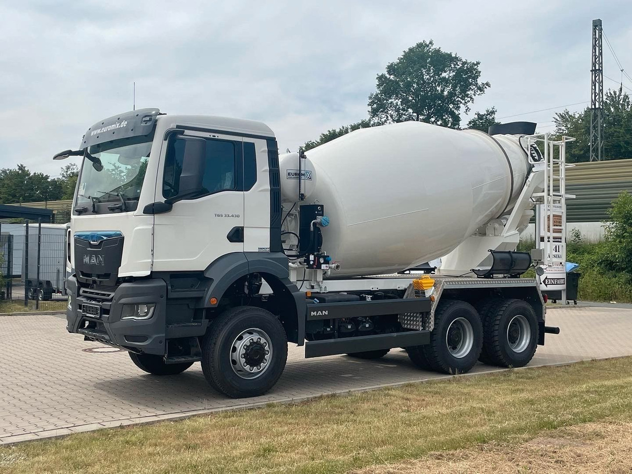 MAN TGS 33.440 / 6X6 Euro6e Euromix MTP EM 7 L - شاحنة خلاطة خرسانة: صور 3 MAN TGS 33.440 / 6X6 Euro6e Euromix MTP EM 7 L - شاحنة خلاطة خرسانة: صور 3