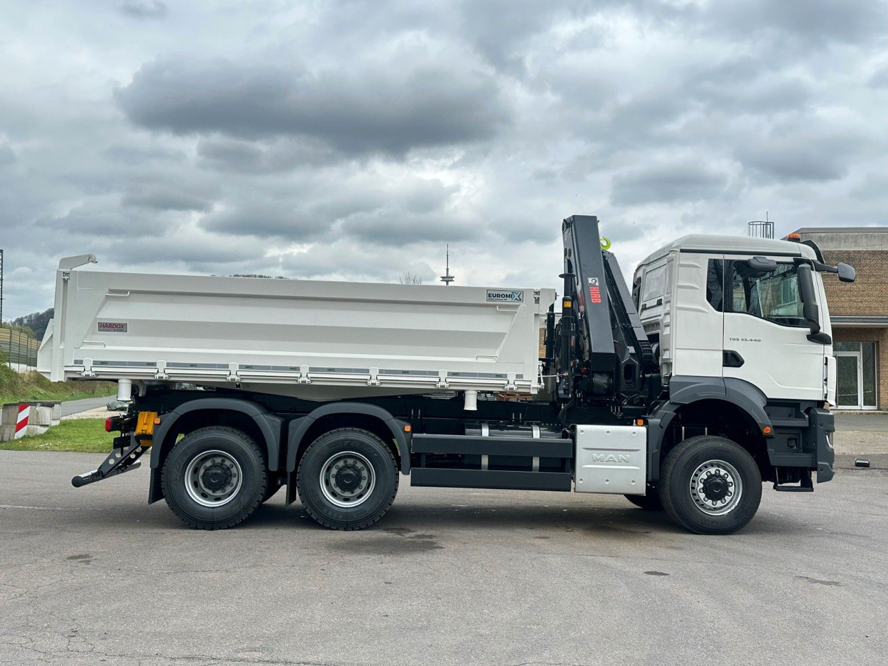 MAN TGS 33.440 6x6 /3-Seiten- Kipper /  HIAB 228-4 إيجار MAN TGS 33.440 6x6 /3-Seiten- Kipper /  HIAB 228-4: صور 7