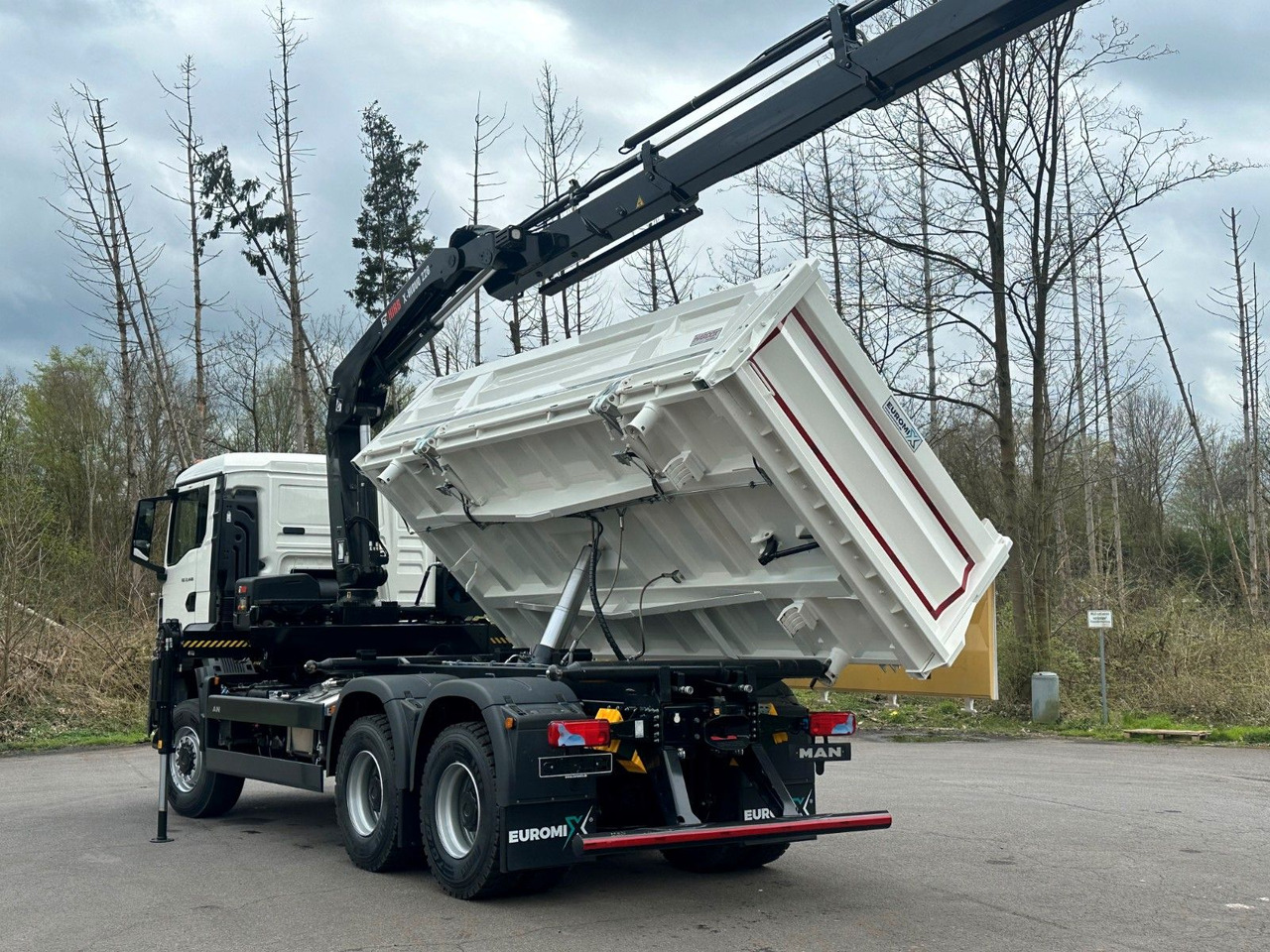 MAN TGS 33.440 6x6 /3-Seiten- Kipper /  HIAB 228-4 إيجار MAN TGS 33.440 6x6 /3-Seiten- Kipper /  HIAB 228-4: صور 20