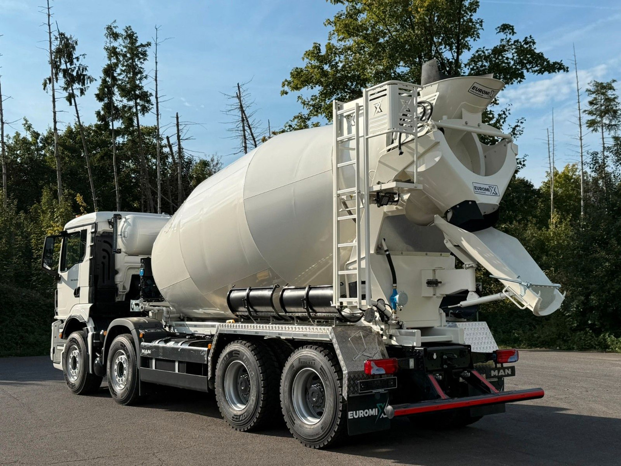 MAN TGS 35.470 BB 8X4 EuromixMTP EM 10 L - شاحنة خلاطة خرسانة: صور 4 MAN TGS 35.470 BB 8X4 EuromixMTP EM 10 L - شاحنة خلاطة خرسانة: صور 4