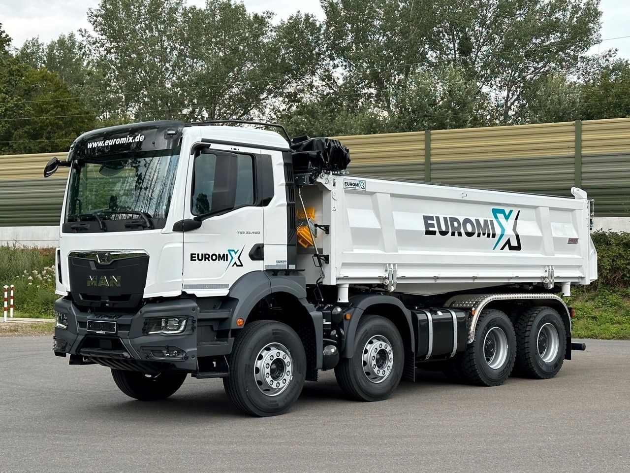 MAN TGS 35.480 8x4 EuromixMTP 3-Seiten-Kipper - قلابات: صور 3 MAN TGS 35.480 8x4 EuromixMTP 3-Seiten-Kipper - قلابات: صور 3