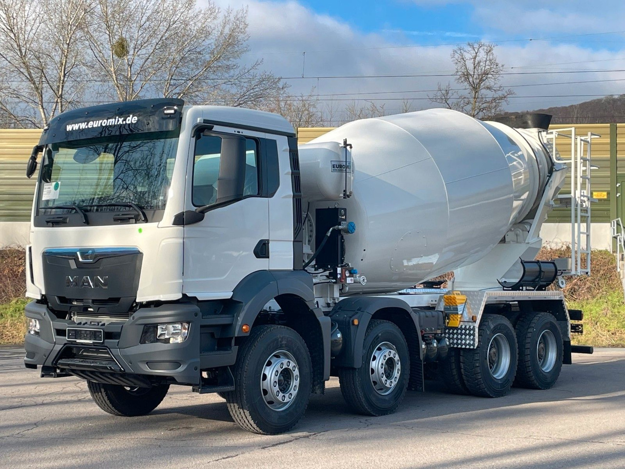 MAN TGS 41.400 8x4 / EuromixMTP EM 10m³ R / EURO 2 - شاحنة خلاطة خرسانة: صور 1 MAN TGS 41.400 8x4 / EuromixMTP EM 10m³ R / EURO 2 - شاحنة خلاطة خرسانة: صور 1
