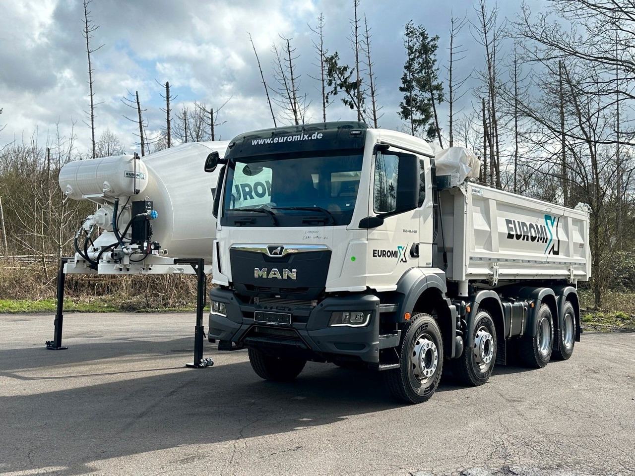 MAN TGS 41.440 8x4 WECHSELSYSTEM KIPPER+MISCHER - شاحنة خلاطة خرسانة: صور 2 MAN TGS 41.440 8x4 WECHSELSYSTEM KIPPER+MISCHER - شاحنة خلاطة خرسانة: صور 2