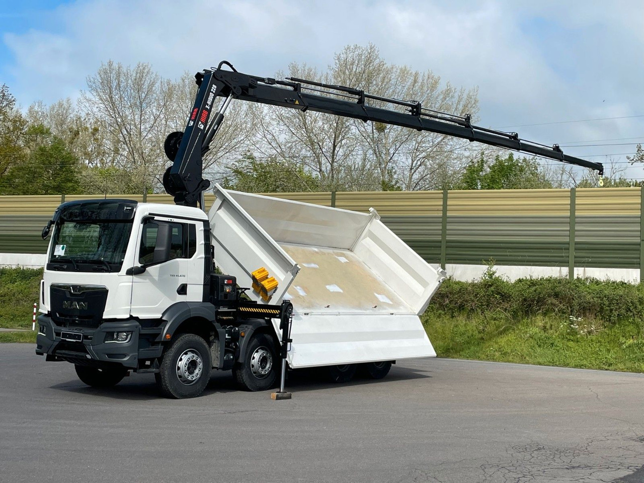 MAN TGS 41.480 8x4/Euro6e Euromix Kipper Hiab 228-6 - قلابات, شاحنة كرين: صور 1 MAN TGS 41.480 8x4/Euro6e Euromix Kipper Hiab 228-6 - قلابات, شاحنة كرين: صور 1