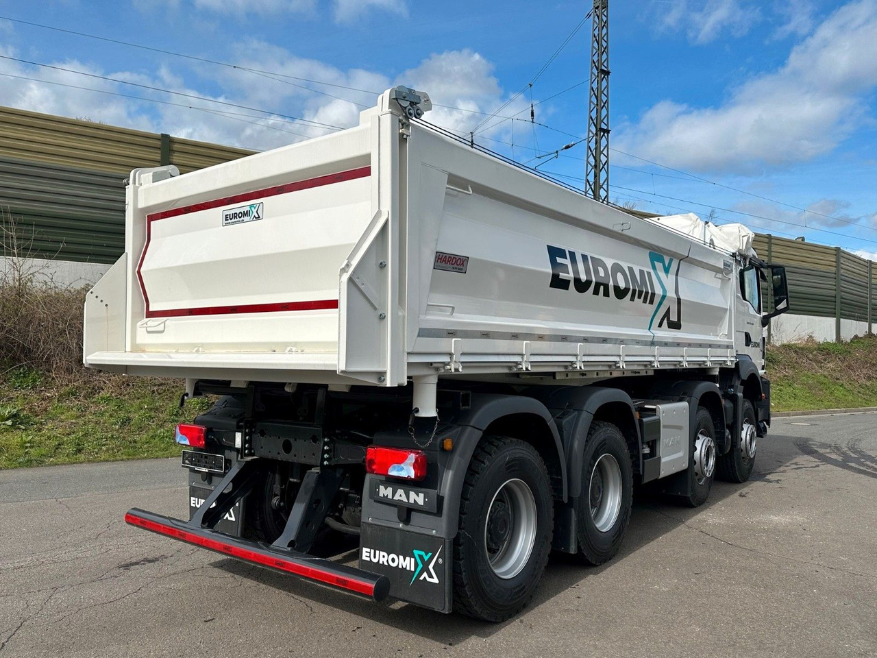 Mercedes-Benz EuromixMTP 3-Seiten-Kipper Aufbauten Mercedes-Benz EuromixMTP 3-Seiten-Kipper Aufbauten - قلابات: صور 3 Mercedes-Benz EuromixMTP 3-Seiten-Kipper Aufbauten Mercedes-Benz EuromixMTP 3-Seiten-Kipper Aufbauten - قلابات: صور 3