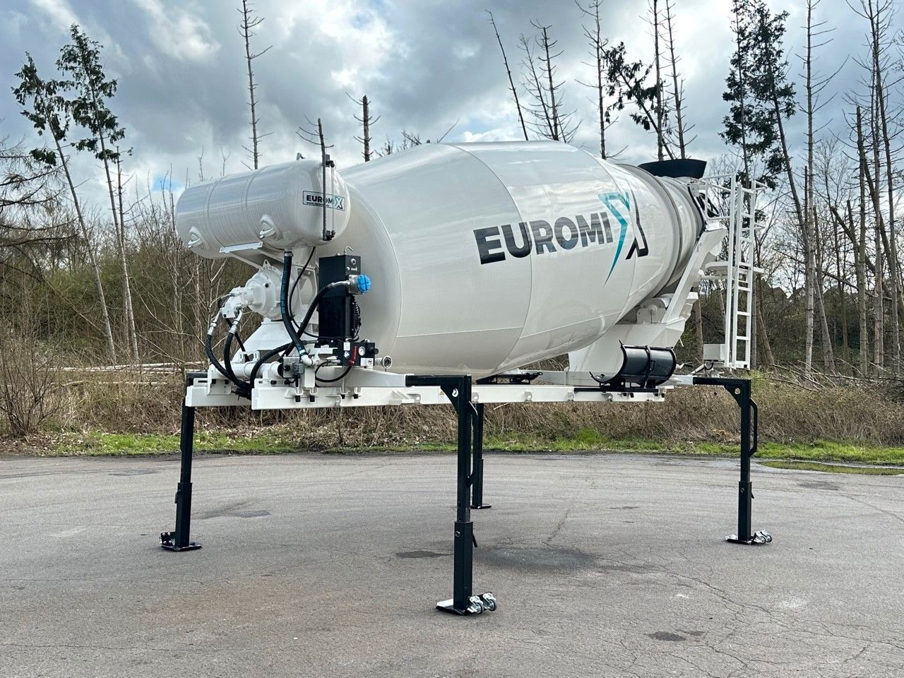 Mercedes-Benz EuromixMTP Fahrmischer Aufbauten Mercedes-Benz EuromixMTP Fahrmischer Aufbauten - شاحنة خلاطة خرسانة: صور 5 Mercedes-Benz EuromixMTP Fahrmischer Aufbauten Mercedes-Benz EuromixMTP Fahrmischer Aufbauten - شاحنة خلاطة خرسانة: صور 5