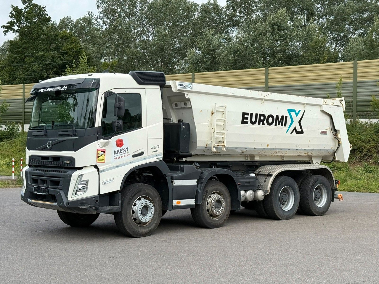 Volvo FMX 430 8X4 EuromixMTP 16m³ Hydraulische Klappe - قلابات: صور 1 Volvo FMX 430 8X4 EuromixMTP 16m³ Hydraulische Klappe - قلابات: صور 1