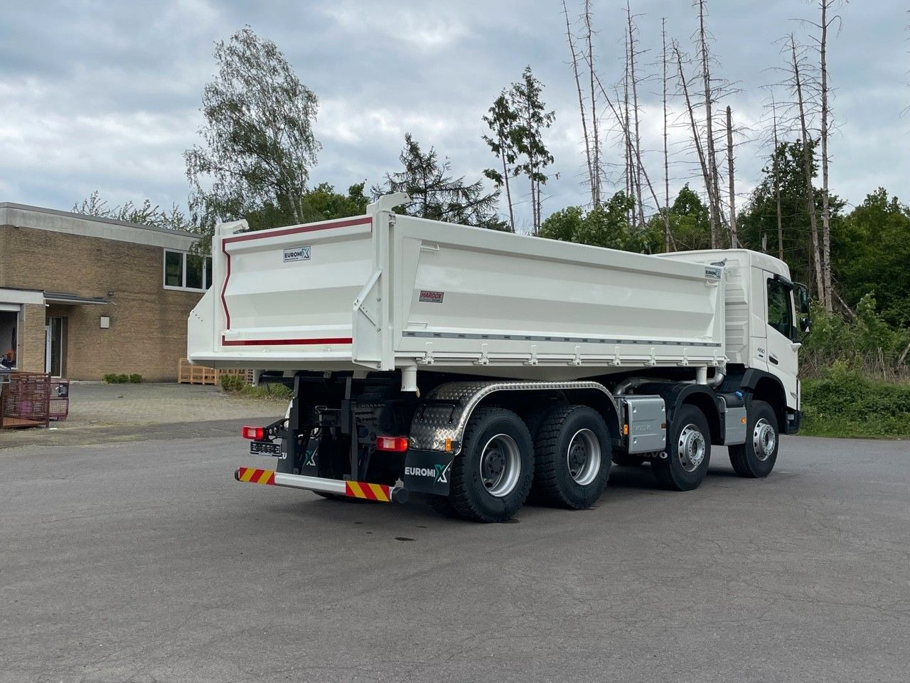 Volvo FMX 460 8x4 / EuromixMTP 3-Seiten-Kipper - قلابات: صور 5 Volvo FMX 460 8x4 / EuromixMTP 3-Seiten-Kipper - قلابات: صور 5