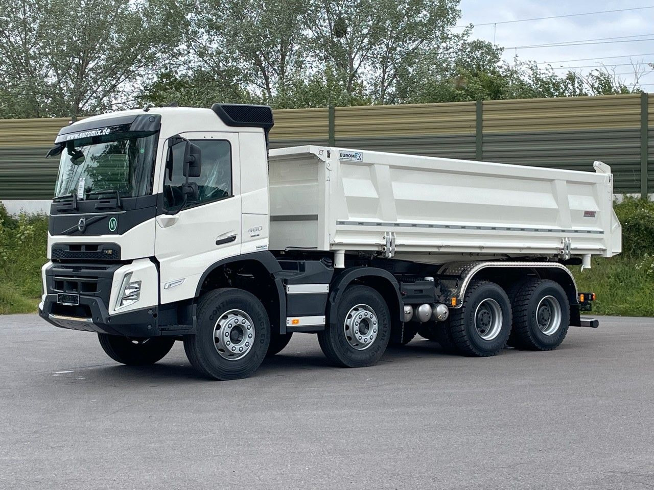Volvo FMX 460 8x4 / WECHSELSYSTEM KIPPER+MISCHER Volvo FMX 460 8x4 / WECHSELSYSTEM KIPPER+MISCHER - قلابات: صور 2 Volvo FMX 460 8x4 / WECHSELSYSTEM KIPPER+MISCHER Volvo FMX 460 8x4 / WECHSELSYSTEM KIPPER+MISCHER - قلابات: صور 2