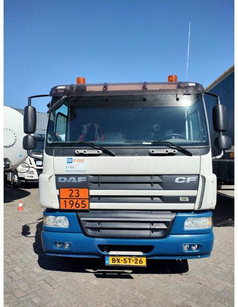 DAF FAN CF75. 6x2 -24030 Liter Gas tank truck ID 2.166 Rootselaar, flowmeter, pump, sunroof on tank - شاحنة صهريج: صور 3 DAF FAN CF75. 6x2 -24030 Liter Gas tank truck ID 2.166 Rootselaar, flowmeter, pump, sunroof on tank - شاحنة صهريج: صور 3