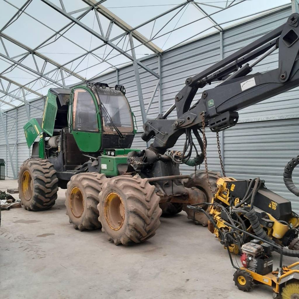 John Deere 1270 E - الحصادات: صور 1 John Deere 1270 E - الحصادات: صور 1