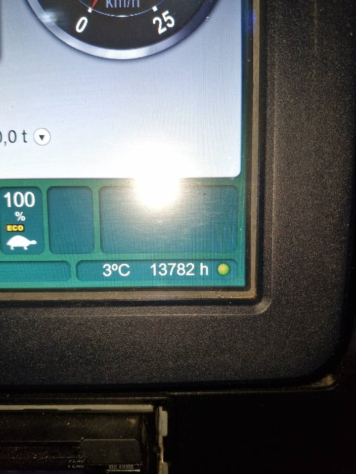 شاحنات نقل الأخشاب في الغابات John Deere 1510 E: صور 14 شاحنات نقل الأخشاب في الغابات John Deere 1510 E: صور 14