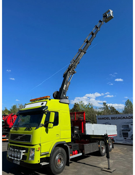 Volvo FM 340 6x2, Tipper + Crane + Skylift, 2009 - شاحنة كرين: صور 2 Volvo FM 340 6x2, Tipper + Crane + Skylift, 2009 - شاحنة كرين: صور 2